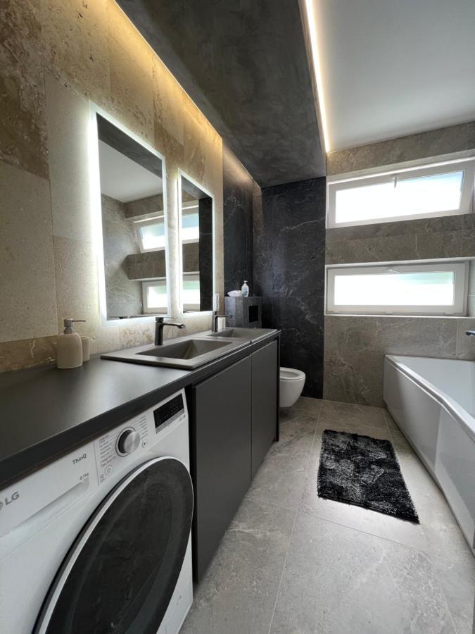 Beige Villa Balatonkenese Kültér fotó